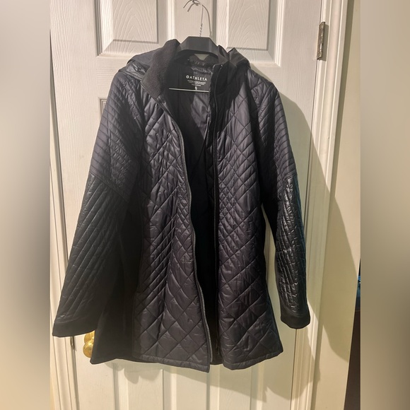 Women’s black Athleta jacket, Size XL. - Picture 1 of 4